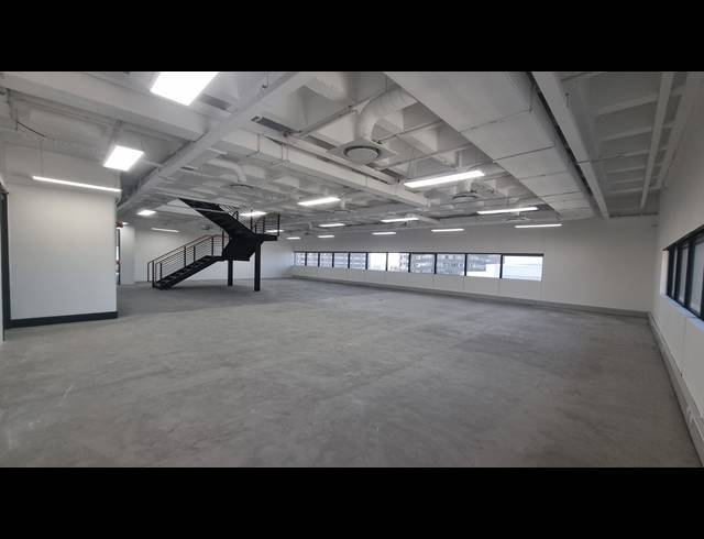 1,912M² OFFICE TO LET IN CAPE TOWN CITY CENTRE